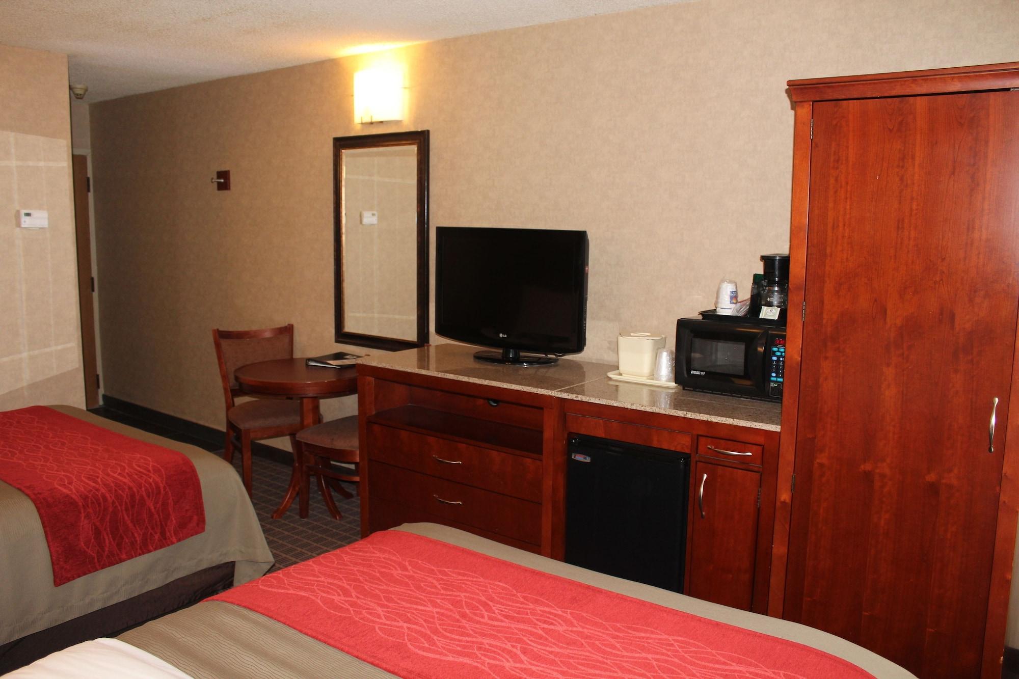 Comfort Inn & Suites West Springfield Exterior foto